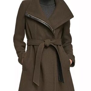 DKNY Green wool blend Trench Coat with Belt NWOT